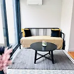 アパート The Eca De Queiroz House - No Cv D - One-bedroom リスボン
